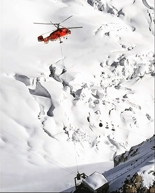 héliportage en montagne - montage remontée mécanique massif du Mont-Blanc - Gros rognon pour Cable et Montage remplacement cable Panoramic