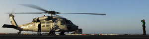 UH 60 sur un porte avion