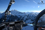 Cockpit Alouette II et les montagnes de la Haute-Savoie