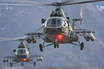 Vol en formation de 2 MIL MI 17 Tchque