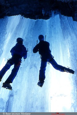 Entrainement cascade sur glace PGHM 73