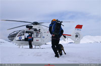 départ sur une avalanche avec maitre chien, arva, recco