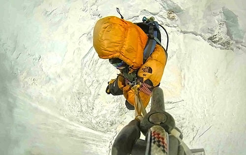 hélicoptère Italien Everest human cargo